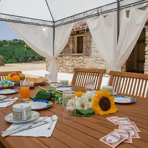 Alloggio per agriturismo Arroccas De Is Istellas